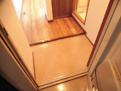 コスモプラザコマツの玄関|玄関