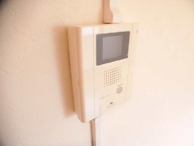 コスモプラザコマツのセキュリティ|TVモニターフォン