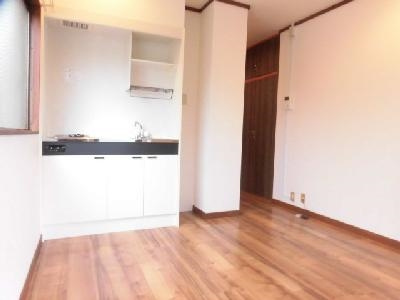 コスモプラザコマツの寝室|洋室