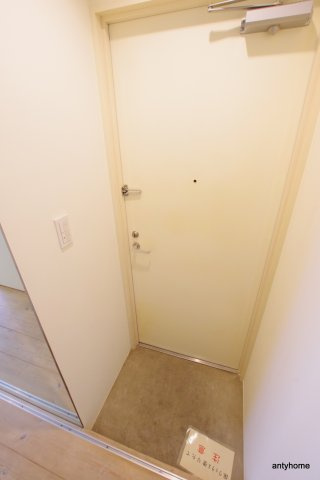 Apt新梅田　仲介手数料無料の玄関