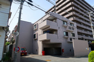 リズ市川平田の画像
