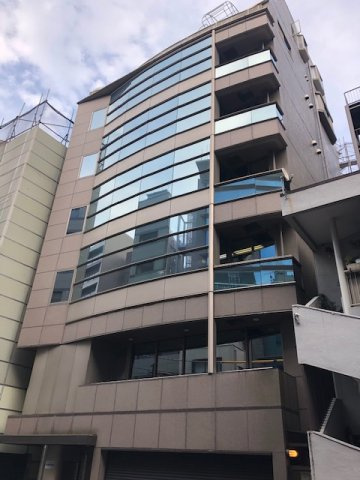 麹町エイチティーズビルの外観