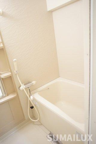 熊本市中央区新屋敷１丁目の賃貸マンションの浴室