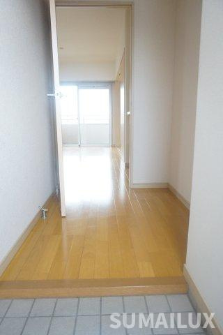 熊本市中央区新屋敷１丁目の賃貸マンションの玄関