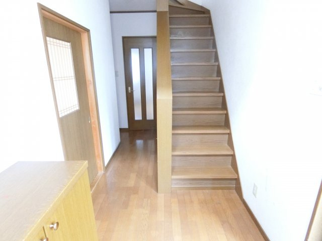青南台一戸建てのロビー