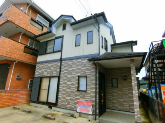 青南台一戸建ての外観