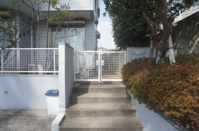 【エントランス】 | メゾネットラフィーネ