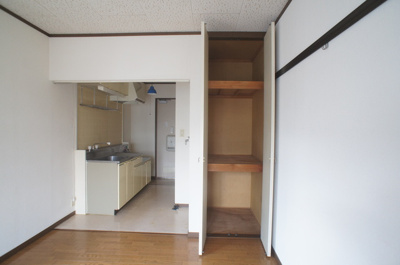 【寝室】 | メゾネットラフィーネ