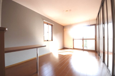 【洋室】 | モナリエ