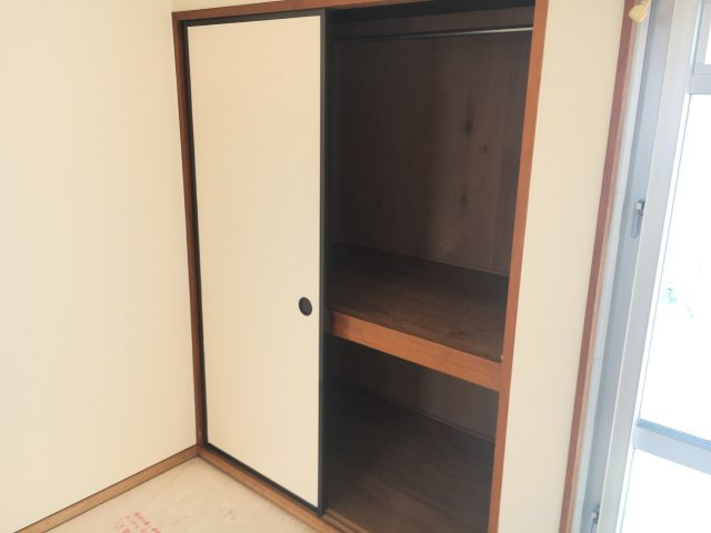 シャトレ西崎の収納