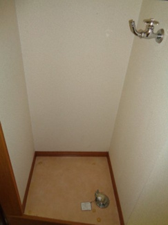 【設備】 | プラチナコート55番館 | 洗濯機置き場