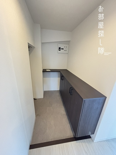 パステル12の玄関