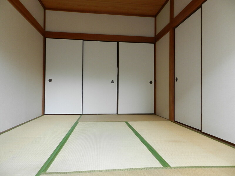 メゾン・トーカギの和室