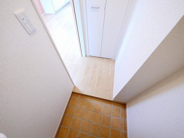 サンモール長柄の玄関|きれいな玄関です