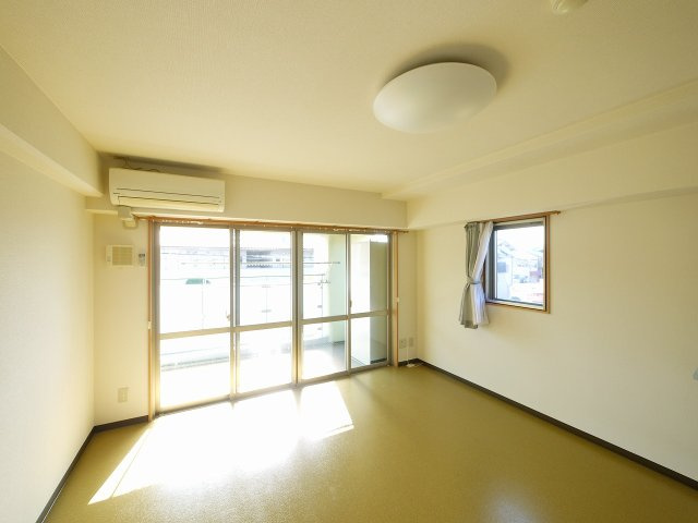 結充Immeuble　B館の居間・リビング