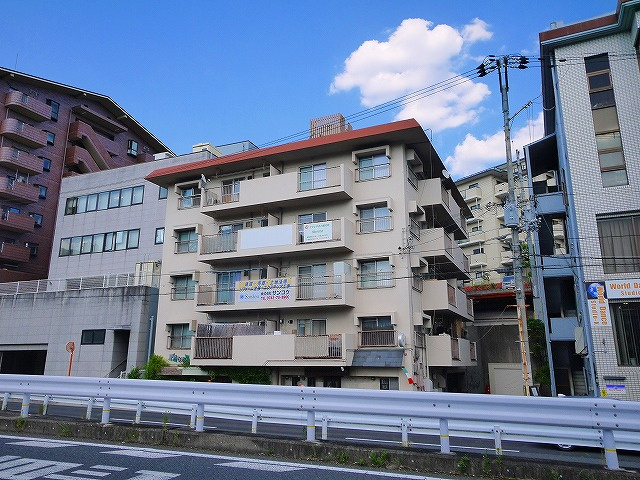 東生駒ハイツの外観|きれいな外観です