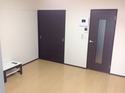 【居間・リビング】 | クレイノ浪華Ⅳ | 洋室約7.1帖