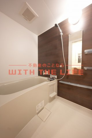 WITH THE LIGHT（ウィズザライト）【10，000円キャッシュバック対象物件】の浴室|コンパクトで使いやすいお風呂です