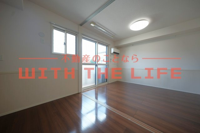 WITH THE LIGHT（ウィズザライト）【10，000円キャッシュバック対象物件】の内装|内装です