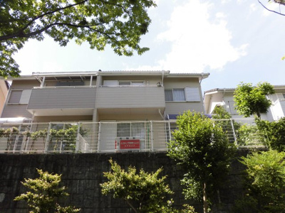 【外観】 | 大津市仰木の里6丁目2-15　中古戸建 | 外観別角度
