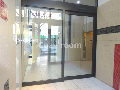 【ロビー】 | ハピネス江坂 | 落ち着いた印象のロビーです