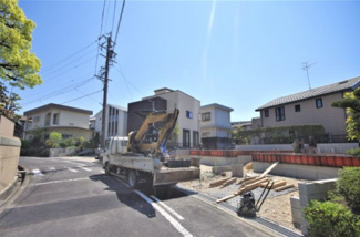【前面道路含む現地写真】 | 前面道路含む現地写真です