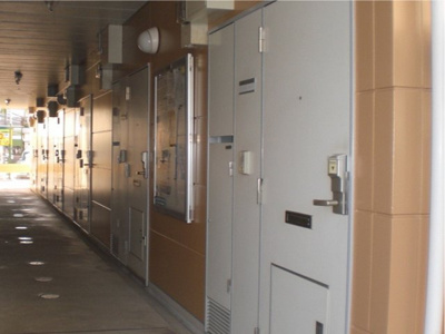 【エントランス】 | レオパレスヴィヴレ