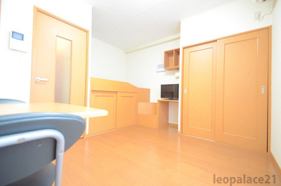 【居間・リビング】 | レオパレス南田辺