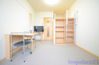 【居間・リビング】 | レオパレスコンフォール１８