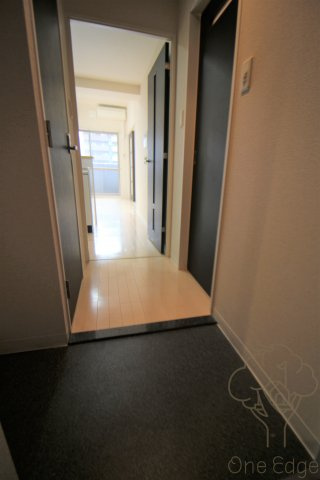 新大阪南グランドマンションの玄関