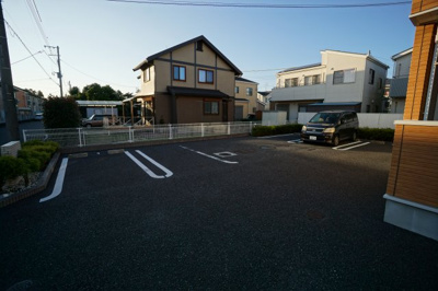 【駐車場】 | グランパーチェＥ