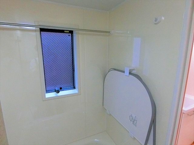 中央６１２戸建の浴室