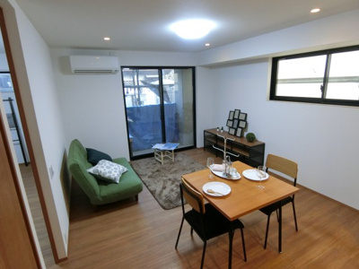 【居間・リビング】 | フローラ梅田東