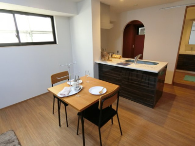 【洋室】 | フローラ梅田東