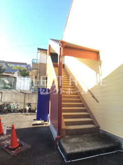 【エントランス】 | 落ち着いたエントランスです