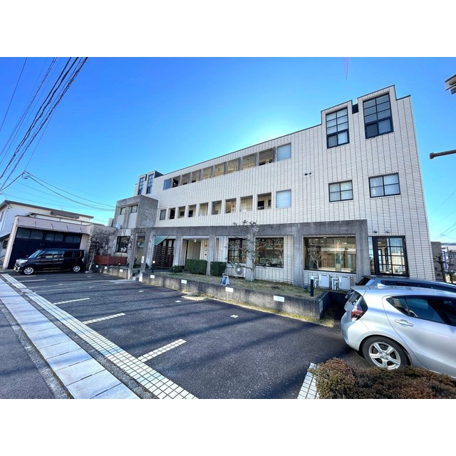 ステラビルの外観