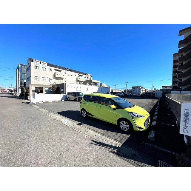 ステラビルの駐車場|敷地外駐車場