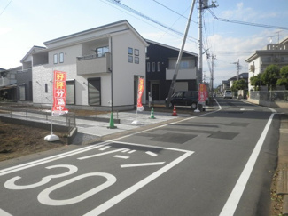 【前面道路含む現地写真】 | 前面道路含む現地写真です