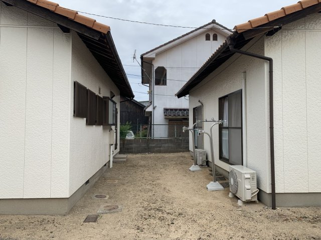 児島上の町　戸建ての駐車場