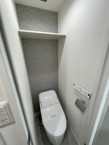 Shanti Casa四谷若葉のトイレ|温水洗浄便座機能付き