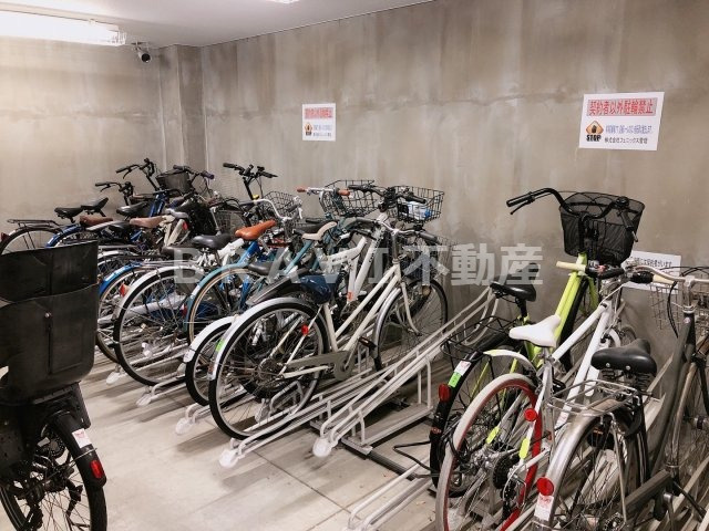 CITY SPIRE上町台（シティースペア上町台）　BRAVI不動産のその他共用部分|【CITY SPIRE上町台（シティースペア上町台）】駐輪場