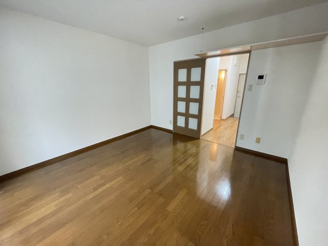 メゾンMⅡの居間・リビング