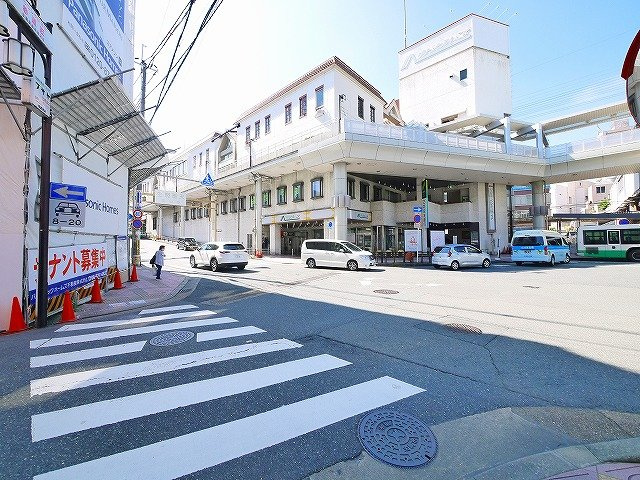 ケングラッドテナント店舗の周辺