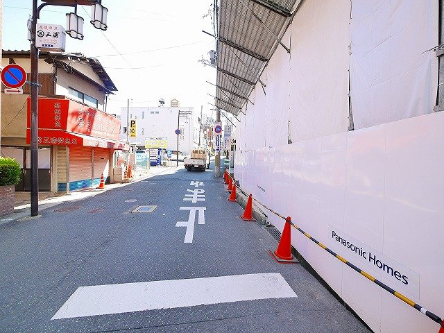 ケングラッドテナント店舗の周辺