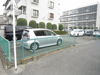 【駐車場】 | いつでも目の届く敷地内に駐車場があります♪お車をお持ちのファミリーさんにオススメです☆