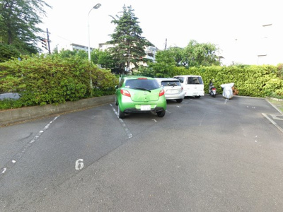 【駐車場】 | 汐見台十番館2902号棟 | 平置き駐車場