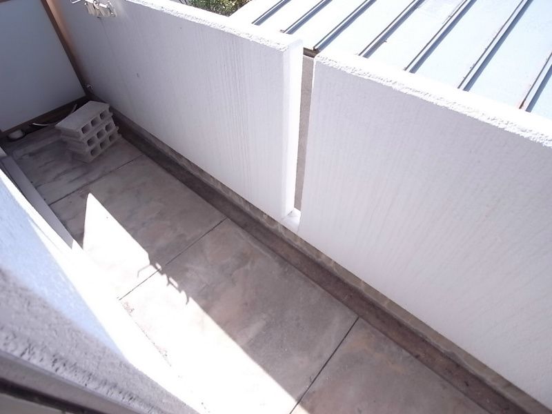 甲南ビルのバルコニー