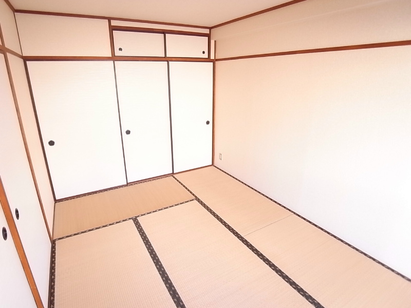 甲南ビルの和室