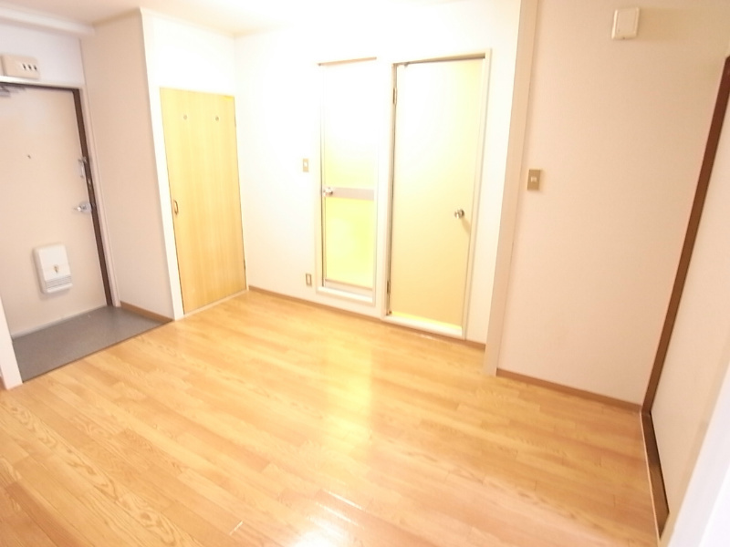 甲南ビルの居間・リビング