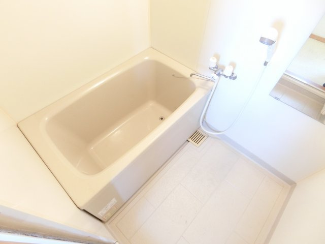 グリーンスクエアの浴室